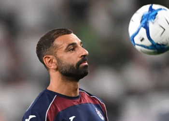 “السائق المجهول” إيقاف رخصة قيادة محمد صلاح 6 أشهر