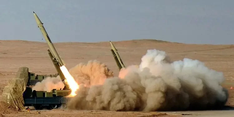 تلفزيون إيران: طهران ستزود سوريا بصواريخ دفاع جوي