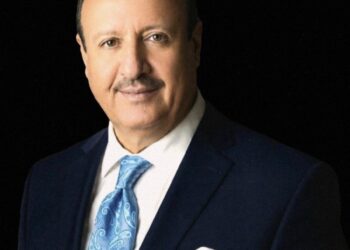 جمهورية الرغيف المُرّ: هل ينجح “العزل الاقتصادي” في تفجير ثورة الجياع الإيرانية؟