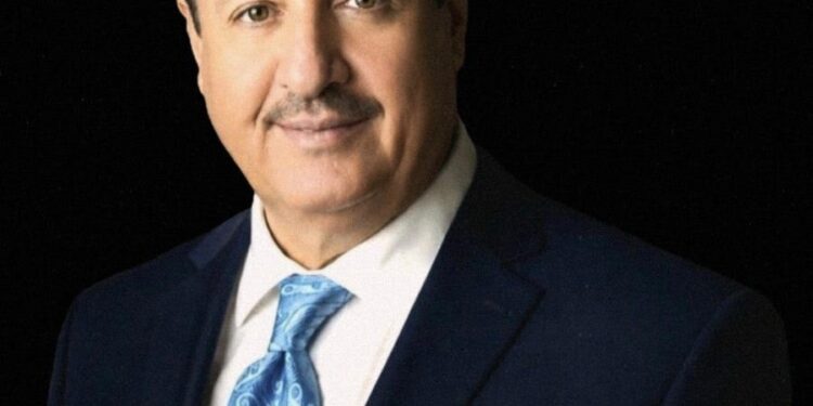 جمهورية الرغيف المُرّ: هل ينجح “العزل الاقتصادي” في تفجير ثورة الجياع الإيرانية؟