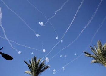 متحدث سابق باسم القيادة المركزية: طوفان الأقصى حطم الحلم الأمريكي بالتكامل الأمني بين إسرائيل والعرب