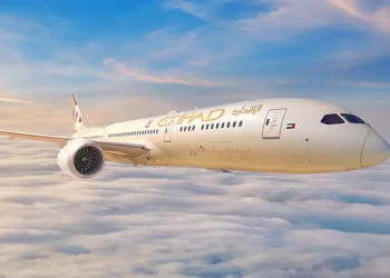 الإمارات تعتمد “الحياد الصفري” في الطيران.. ماذا يعني ذلك؟