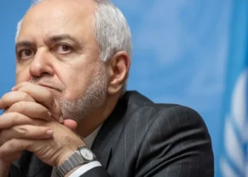 استقالة ظريف.. هل تمثل الفشل الاول للرئيس الايراني الجديد؟