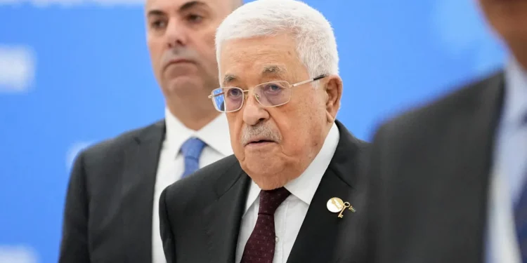 السلطة الفلسطينية تهاجم ترامب بعد قراره بحق المستوطنين..
