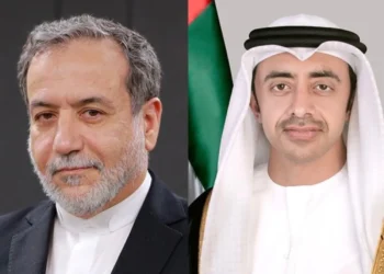 “اتصال هاتفي” عبد الله بن زايد يبحث مع عراقجي تطورات المنطقة المستعرة