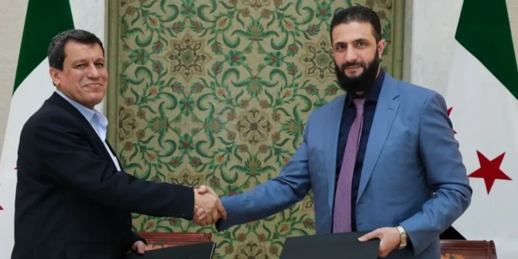 مظلوم عبدي يتوجه إلى دمشق للقاء أحمد الشرع وباراك