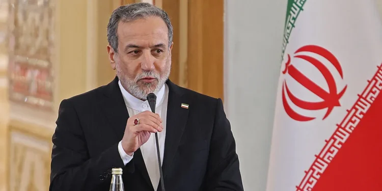 إيران تحذر ترامب: الحرب ستكون شاملة وشرسة