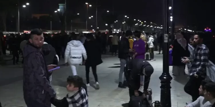 “الخليج العربي”.. عراقيون يدشنون هاشتاغ استهزاء بإيران