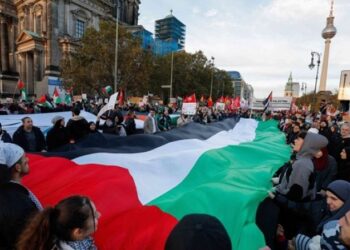 لماذا تنحاز ألمانيا دائماً إلى إسرائيل؟