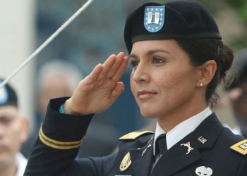 ترامب يرشح منشقّة عن الديموقراطيين لرئاسة الاستخبارات الوطنية