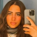 فتاة مصرية تقفز من سيارة شركة شهيرة وتصاب بجروح دامية.. معطر وإغلاق نوافذ