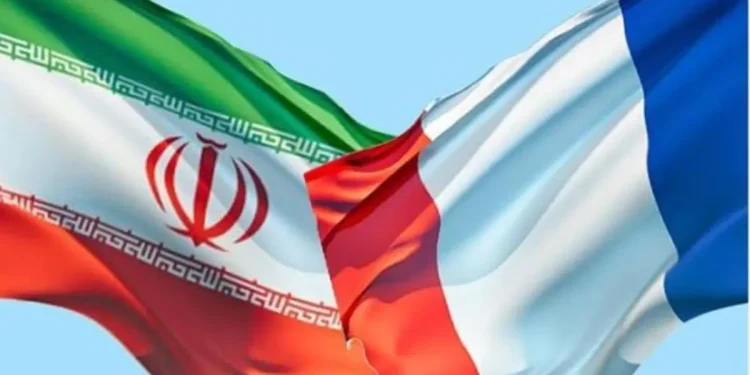 ايران توجه تهمة التجسّس لفرنسيين يعملون لحساب إسرائيل محتجزين لديها