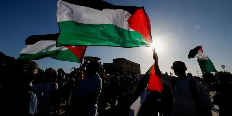 السعودية ترحب بإعلان كندا ومالطا عزمهما الاعتراف بدولة فلسطين