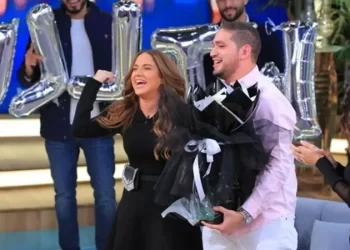 خطوبة فنانة مصرية أثناء تصوير برنامج تلفزيوني
