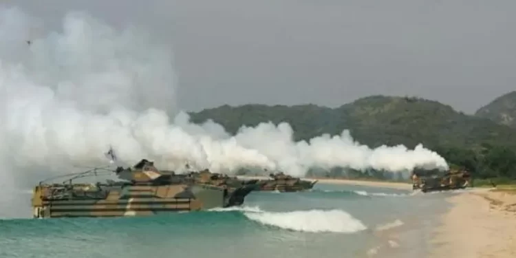 قاذفة أميركية استراتيجية تنضم لأكبر تدريبات جوية بين واشنطن وسيول