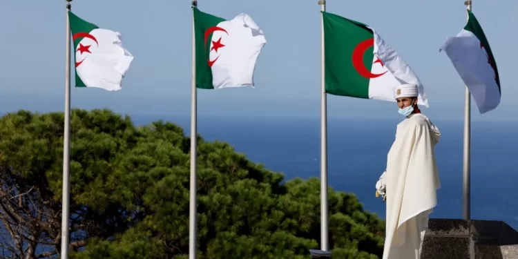 القمة العربية.. الجزائر تُراهن على مُبادرات “السلام”