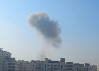 اسرائيل تستهدف اجتماعاً ضم قيادات ايرانية وعناصر حزب الله اللبناني في سوريا
