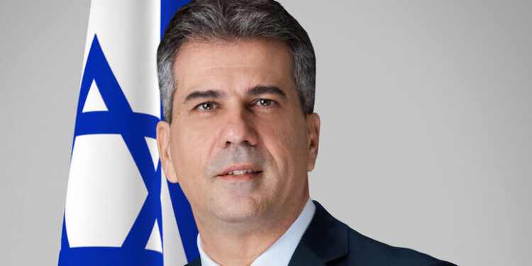 وزير الخارجية الإسرائيلي يتوجه إلى البحرين في أول زيارة بعد التطبيع