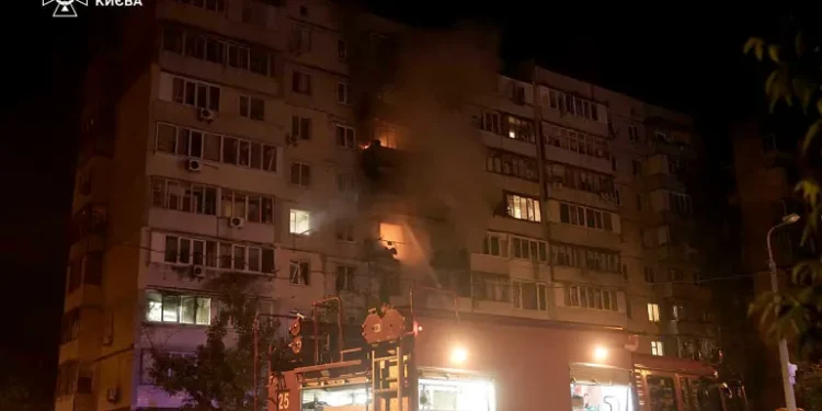 زلينسكي يتهم روسيا بعرقلة جهود وقف اطلاق النار اثر الهجوم الكبير على كييف