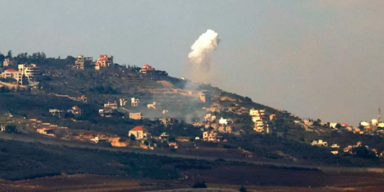 الجيش الإسرائيلي يقصف مواقع لحزب الله في عمق لبنان