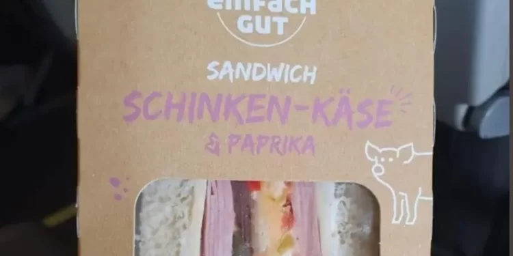 الخطوط العراقية توضح حقيقة تقديم “لحم الخنزير” للمسافرين