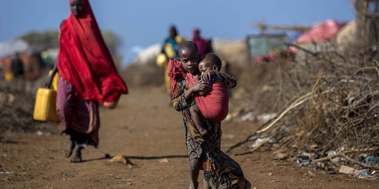 ثلث سكان السودان بحاجة إلى مساعدات إنسانية عاجلة