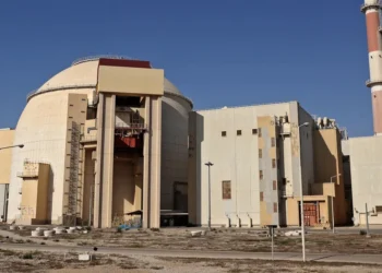 سقوط قذيفة أميركية في محيط محطة بوشهر النووية