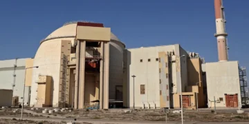 سقوط قذيفة أميركية في محيط محطة بوشهر النووية