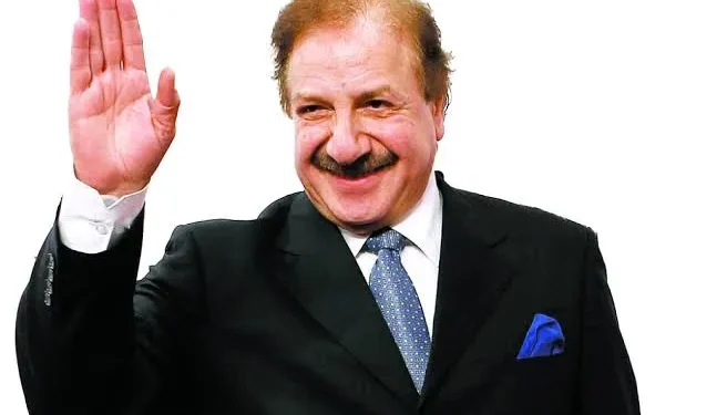  الإنسان قبل الفنان “محمد منصور” مثالاً