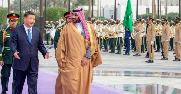 هل ستكون الصين بديلا لأمريكا في الشرق الأوسط بعد دبلوماسيتها بين السعودية وإيران؟