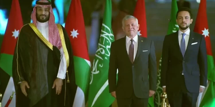 ولي العهد السعودي يصل إلى الأردن قادماً من مصر