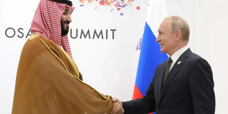 ولي العهد السعودي “محمد بن سلمان” يبحث مع بوتين العلاقات الثنائية وسبل تطويرها