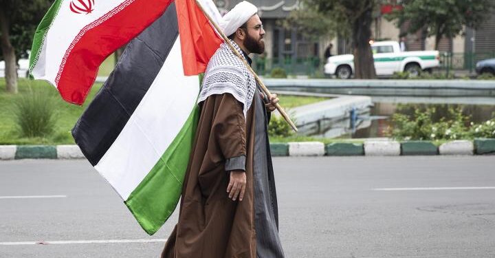استراتيجية “محور المقاومة” في الحرب بين إسرائيل و”حماس”