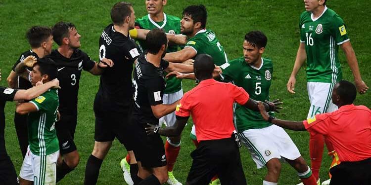 فيديو يوثق مقتل مدرب رميا بالرصاص في مباراة بالمكسيك