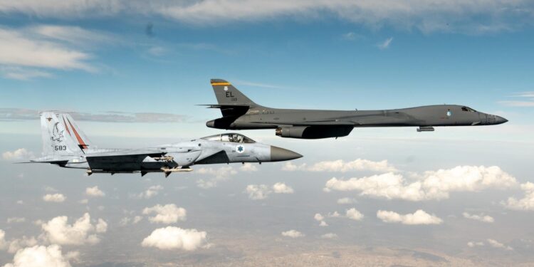 مصادر أميركية: إسرائيل لم تطلع واشنطن على خطط الرد على إيران