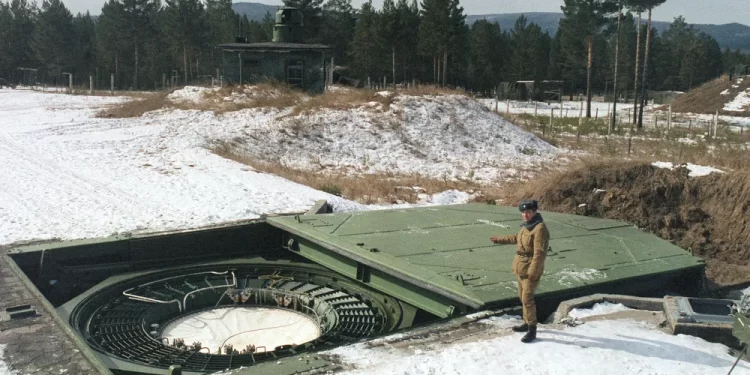 روسيا تبلغ واشنطن بإجراء مناورات “نووية”… وبايدن يحذر