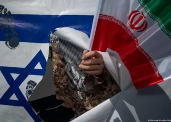 ايران محذرة اسرائيل … اياكم والمجازفة في لبنان