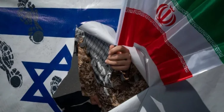 ايران محذرة اسرائيل … اياكم والمجازفة في لبنان