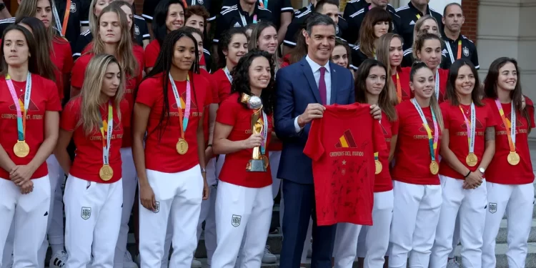 “تدخل حكومي” ينهي مقاطعة اللاعبات لمنتخب إسبانيا