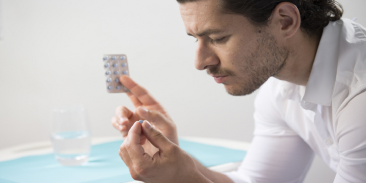 علماء يبتكرون وسيلة موثوقة لمنع الحمل تعطى للذكور