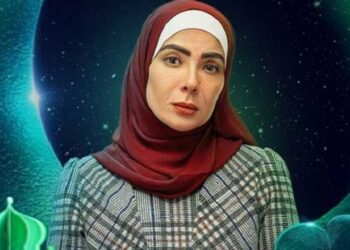 بوستر “تحت الوصاية” إساءة للنساء.. منى زكي بمرمى الانتقادات