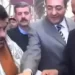 فيديو لمواطن مصري يخرج الأفيون بدل التذكرة.. والداخلية تعلّق