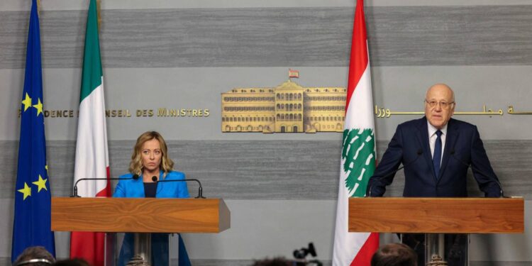 ميقاتي يجاهر برفض الوصاية الإيرانية