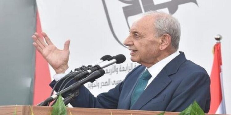 “نبيه برّي” يناشد الصدر العدول عن قراره اعتزال السياسة