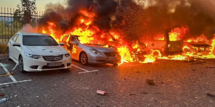 زيلينسكي يوجه طلبا لحلفاء كييف بعد الهجوم الروسي