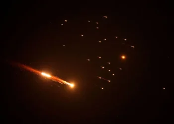 صحيفة جيروزاليم بوست الإسرائيلية: إيران قد تشن هجوما مفاجئا