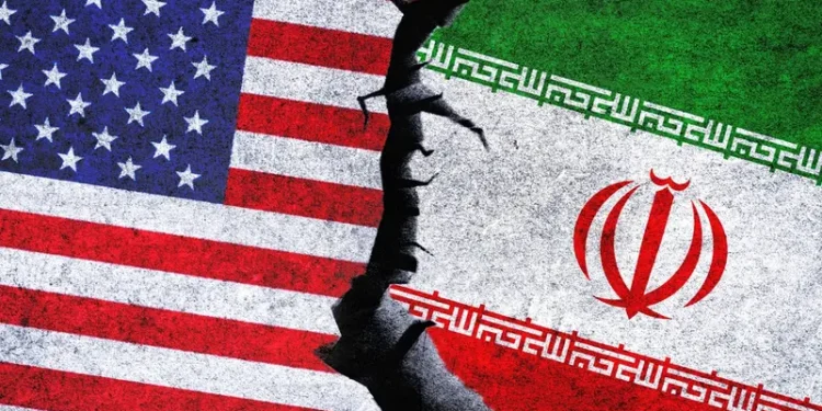 ترامب يتوقع محادثات جديدة وإيران تنفي