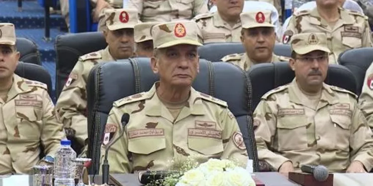 وزير الدفاع المصري: قضية فلسطين تواجه منحنى شديد الخطورة