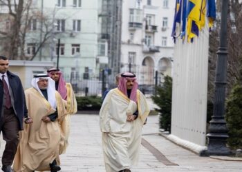 “السعودية”.. أبرز الدول العربية التي قدمت مساعدات لأوكرانيا