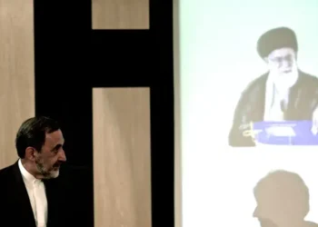 “علي أكبر ولايتي” نسعى بحزم لمواصلة دعمنا لحزب الله